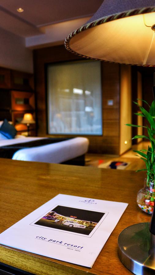 City Park Resort Bahādurgarh Esterno foto